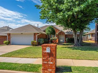 1709 Dodge Trl, Edmond, OK 73003
