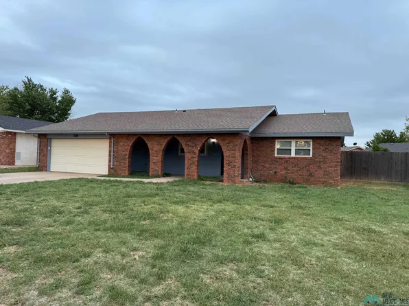 1809 Jonquil Park Dr, Clovis, NM 88101
