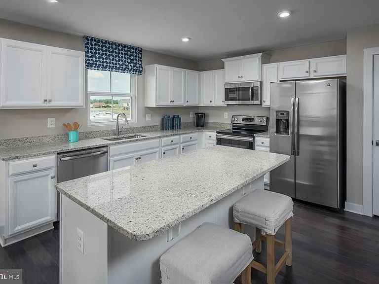 771 Switchgrass Ct — Photo 5