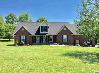 2727 Barnes Blvd, Sevierville, TN 37876