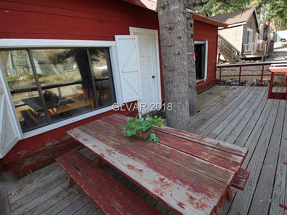 3rd image of 4711 Aspen Ave
