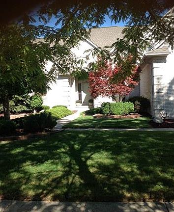 2nd image of 46584 Southwick Dr