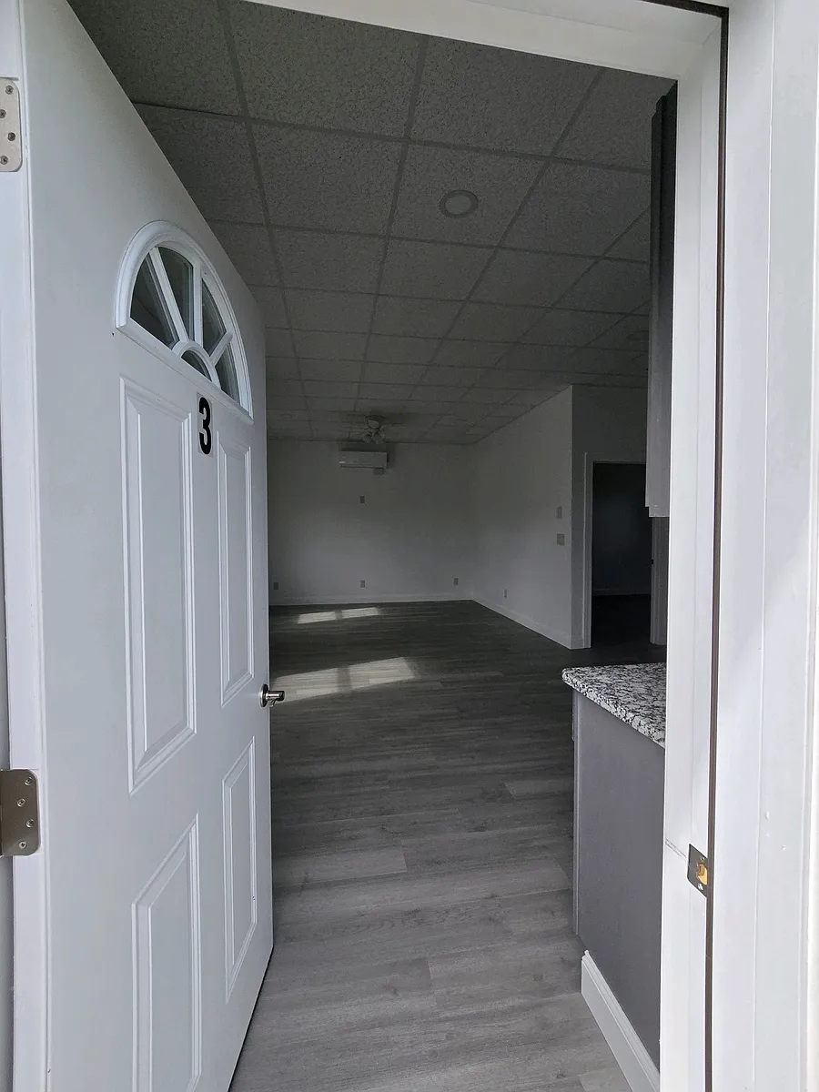 Building Photo - 2426 Chenango Rd #3