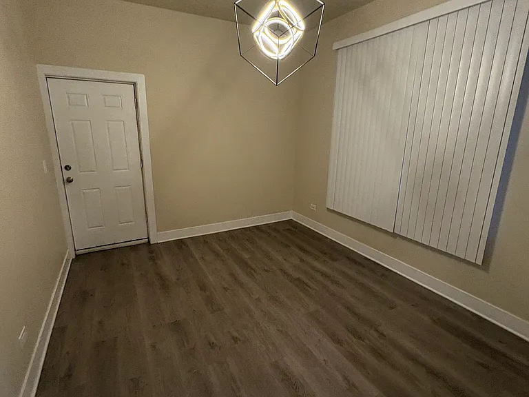 1117 S Troy St #1R — Photo 2