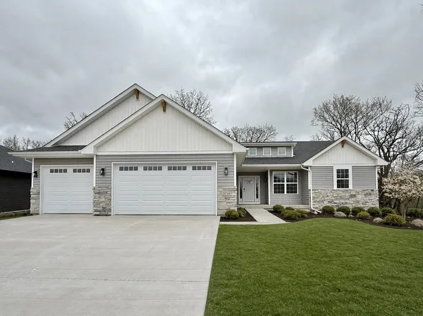 3738 White Pne, Janesville, WI 53545