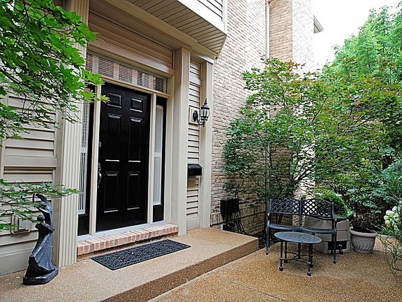 3rd image of 8016 Clayton Lane Ct