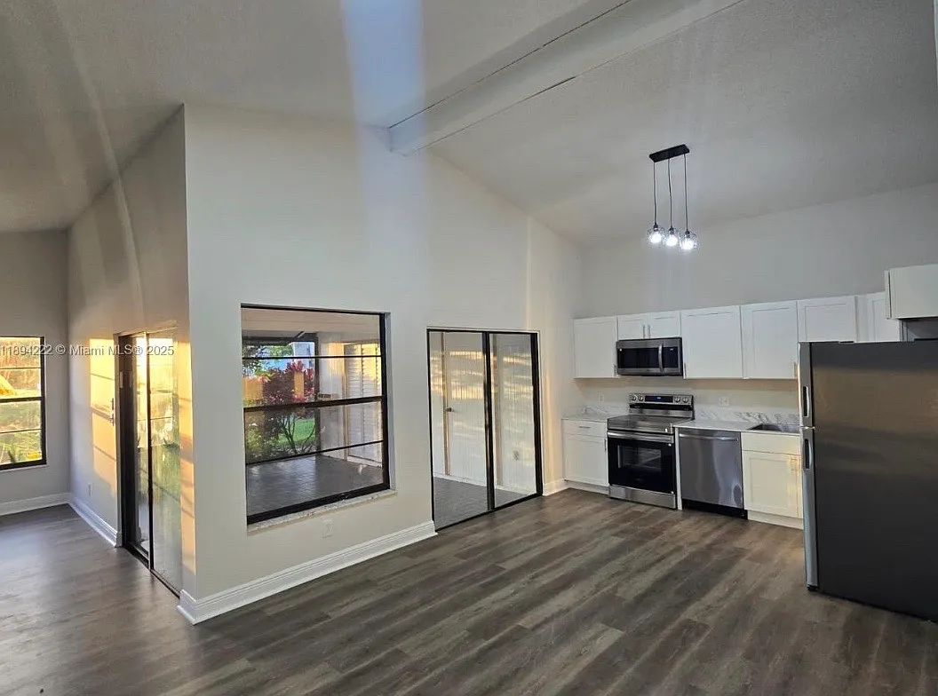 Building Photo - 4247 Willow Pond Cir #2B