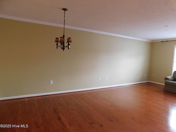 4th image of 14981 Kenwyn Drive Apt C