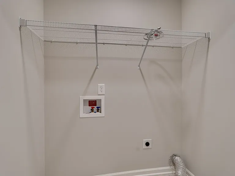 810 Staten Dr — Photo 10