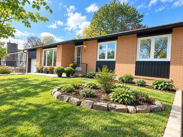 16 Ptarmigan Cres, Toronto, ON M3A 1W3