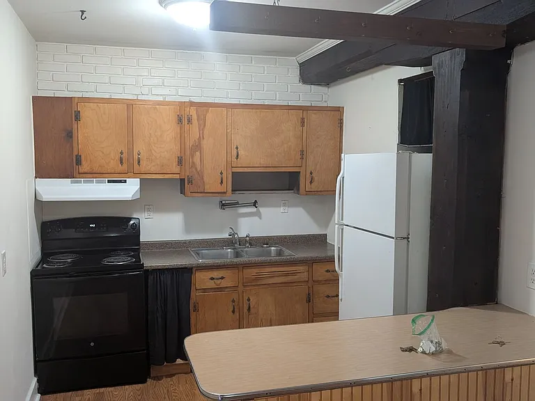 110 Mill St #6 — Photo 2