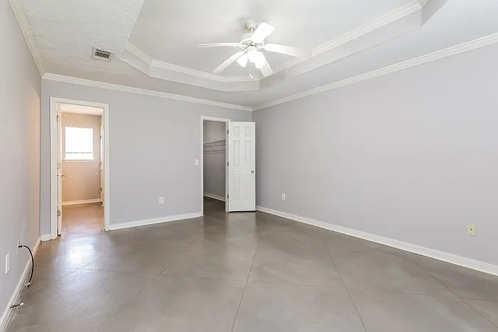 102 Red Oak Cv — Photo 7