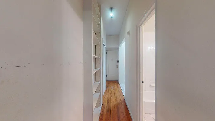 Rented by Bond New York | media 43