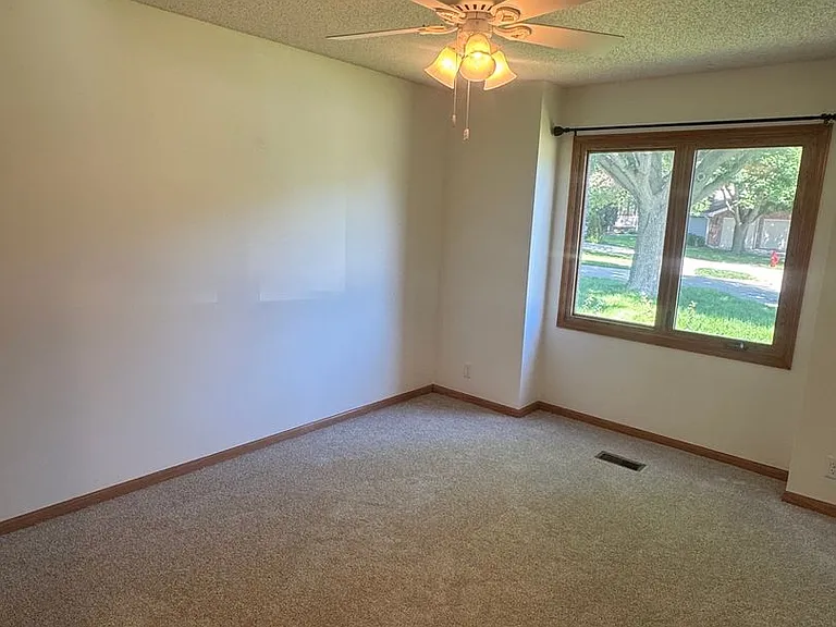 5411 Brandywine Cir — Photo 11