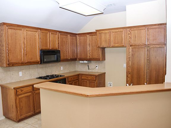 4th image of 9324 Granger Ln