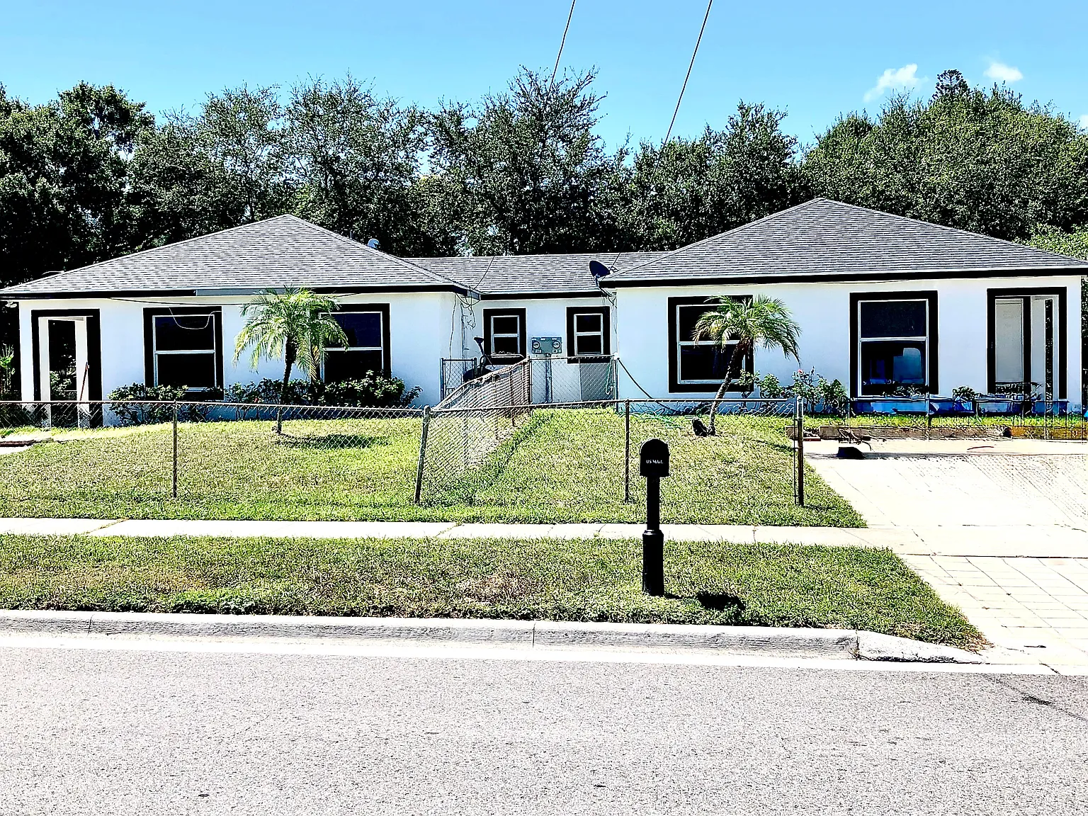 3 bed, 2.0 bath, $2,250 — Photo 1