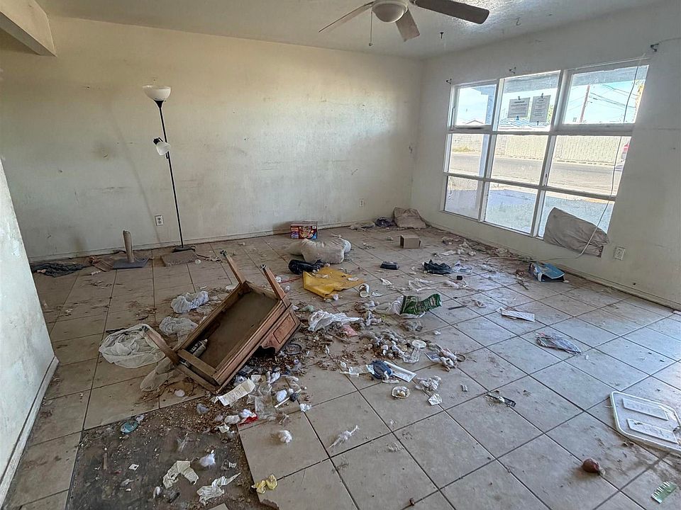 1st image of 2530 S Barbara Ave