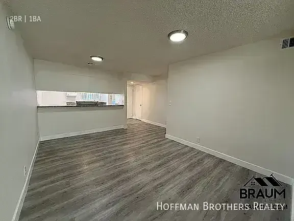 4638 Tilden Ave #7 — Photo 12
