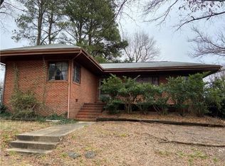 705 Jefferson Pl, Petersburg, VA 23803