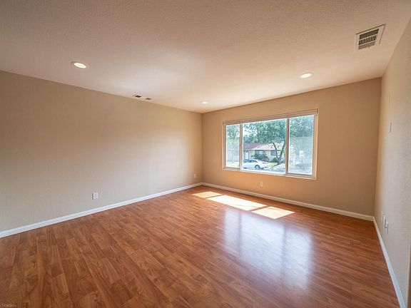 4520 Enchanted Way-9