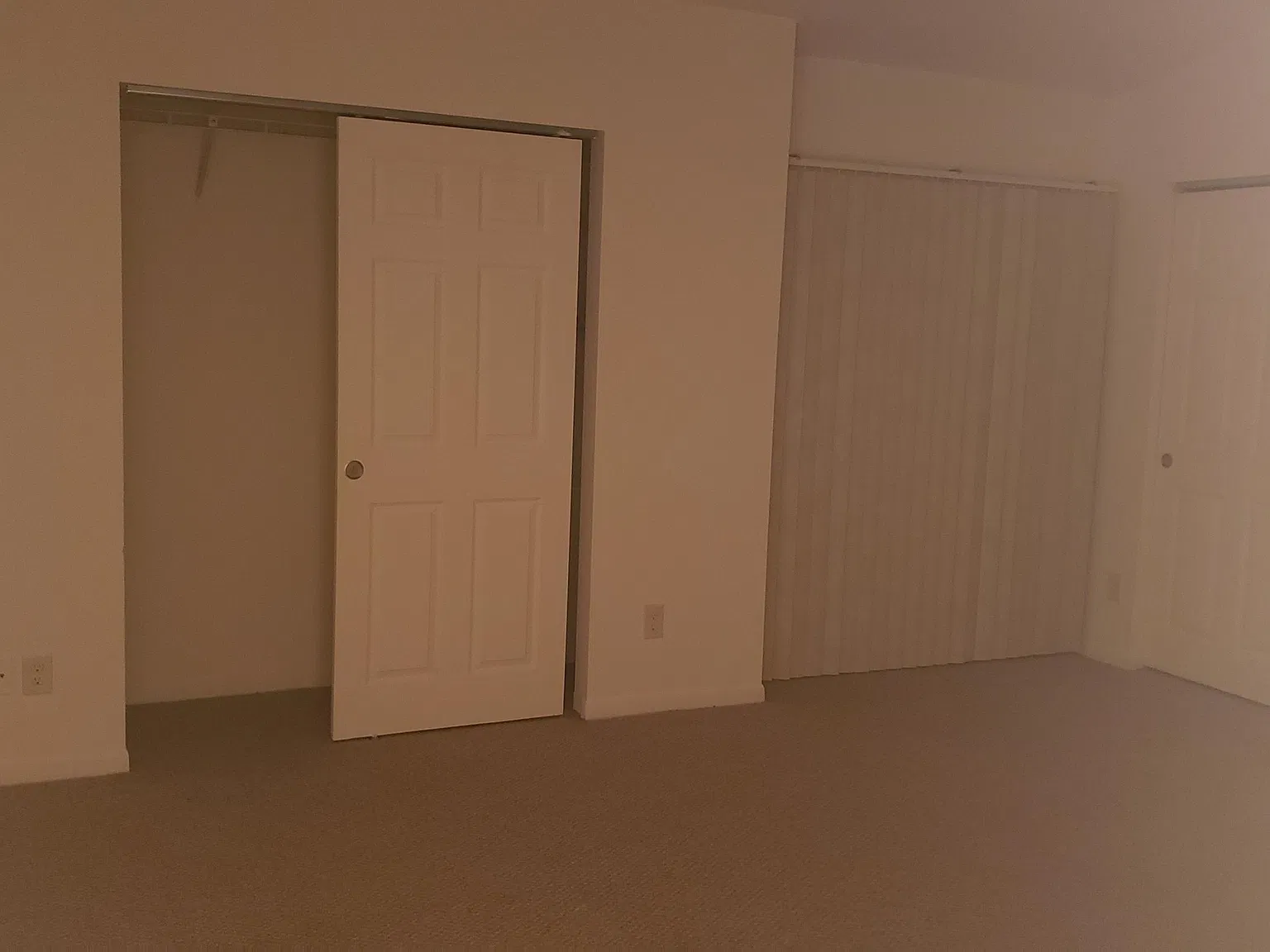 2 bed, 2.5 bath, 1242 sqft, $2,300 — Photo 4