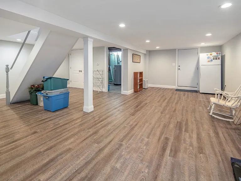 312 Boght Rd #1 — Photo 2