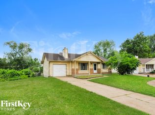 2009 Monks Hollow Dr, Florissant, MO 63031