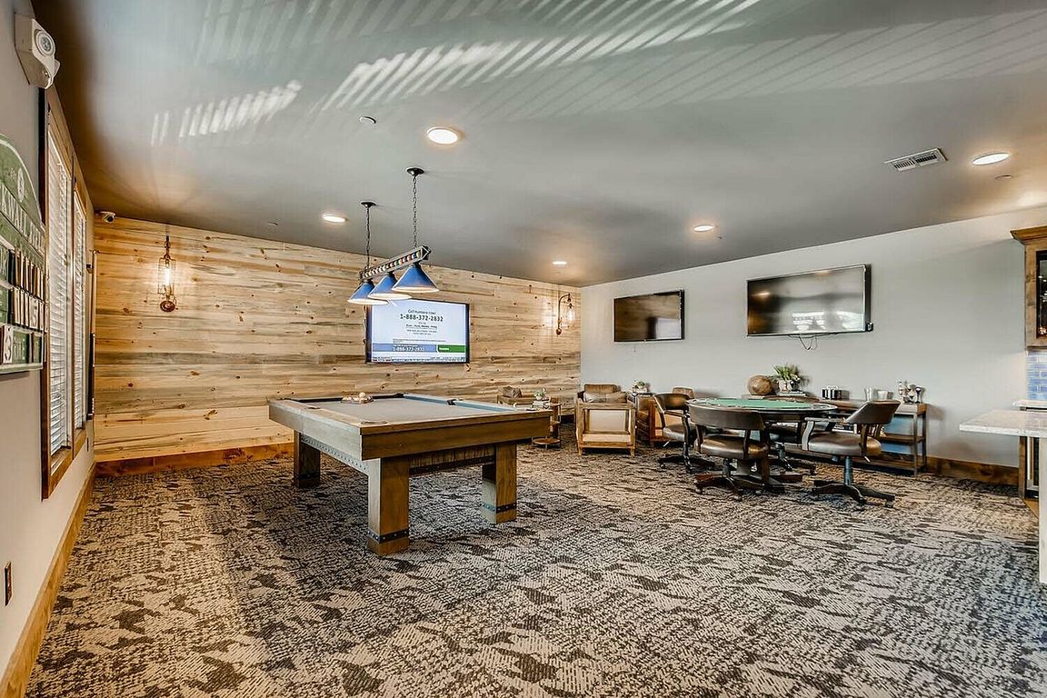 1196 T L Townsend Drive-large-012-025-Interior-1500x1000-72dpi