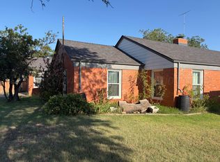 2301 N Mary Ellen St, Pampa, TX 79065