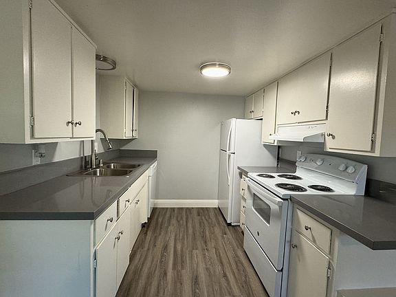 5th image of 2452 Wyda Way #Wy2458-2
