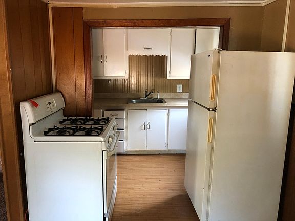 2nd image of 4409 N Mueller Ave