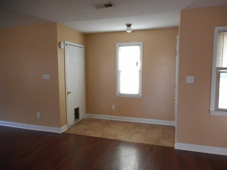 2208 Timberbrook Ln — Photo 19