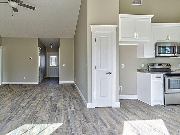 5th image of 5300 Alexander Ln