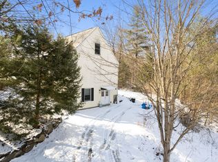 47 Sherwood Cir, Brattleboro, VT 05301