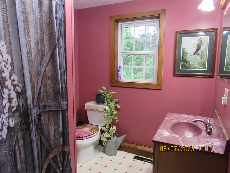 606 Maine St — Photo 27