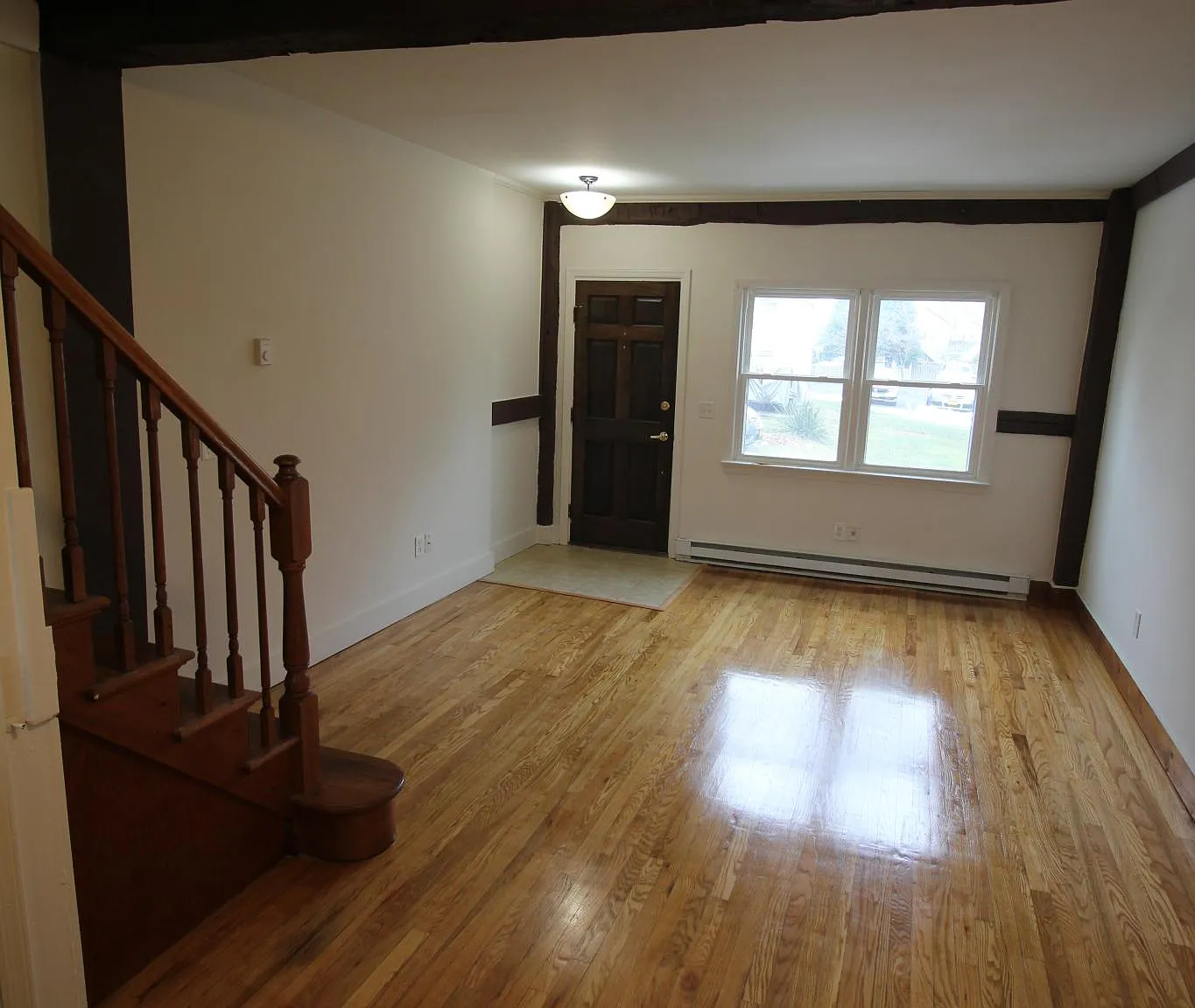 27 B Oakland Ave — Photo 3