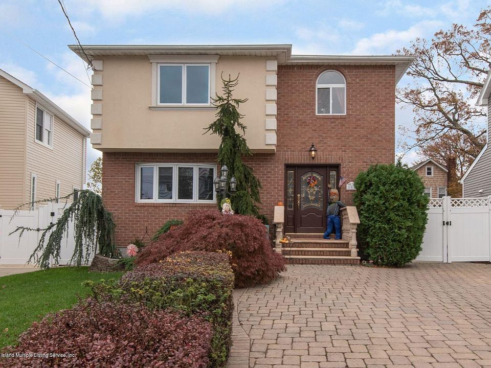 1st image of 851 Carlton Blvd