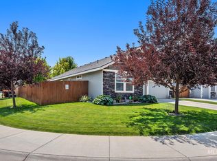 1241 E Whitbeck Dr, Kuna, ID 83634