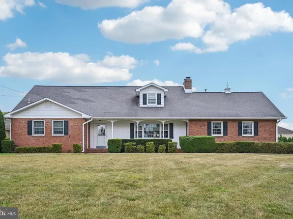 191 Redcrest St, Vineland, NJ 08361