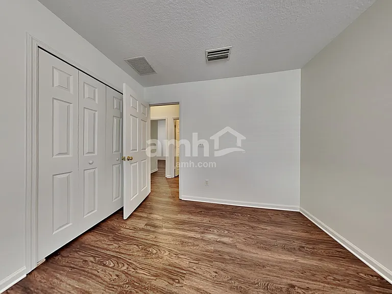 716 Sid Dr — Photo 14