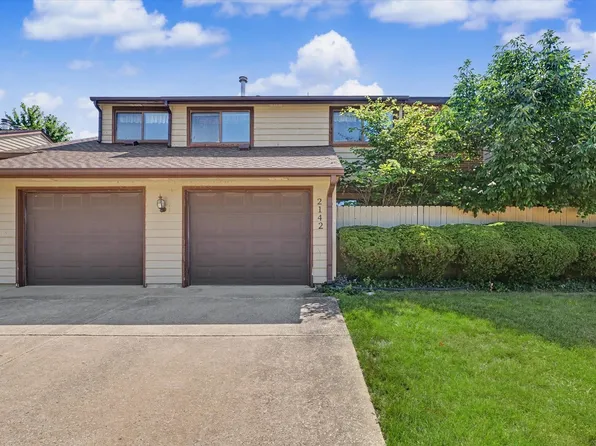 2142 Harbortown Cir #2142, Champaign, IL 61821