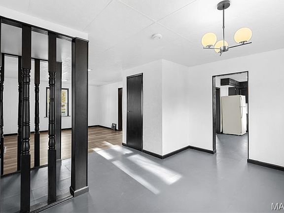 5th image of 1411 Crystal Heights Rd