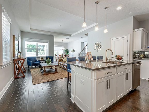 5th image of 3624 W Renellie Cir