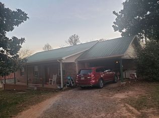 183 Cantrell Rd, Cleveland, GA 30528