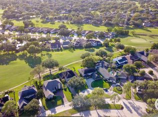 538 Longview Dr, Sugar Land, TX 77478