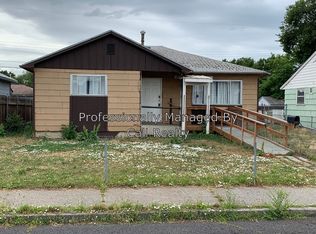 1122 E Walton Ave, Spokane, WA 99207