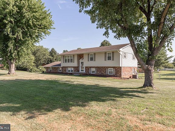 2nd image of 101 Craig Dr