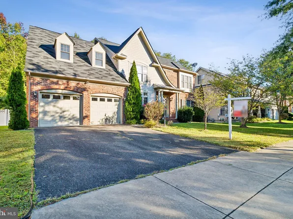 10499 Sugarberry St, Waldorf, MD 20603