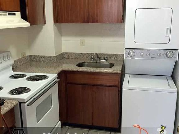 2nd image of 2015 Wilder Ave APT 1B