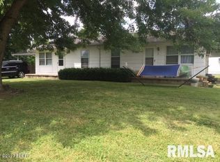 55 Church Camp Rd, Makanda, IL 62958